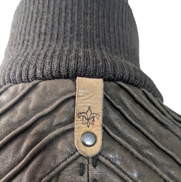 Mackage exclusively for Aritzia brown leather jacket size med in great condition - Picture 7 of 12